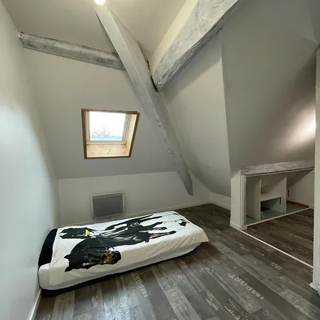 Hébergement de vacances Maison En Bord De Foret Mesigny
